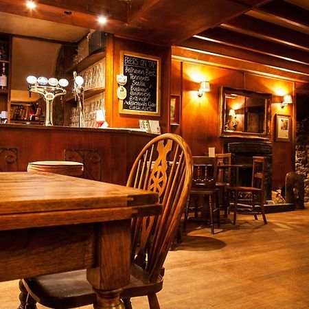 Отель The Cross Keys In Kippen Экстерьер фото