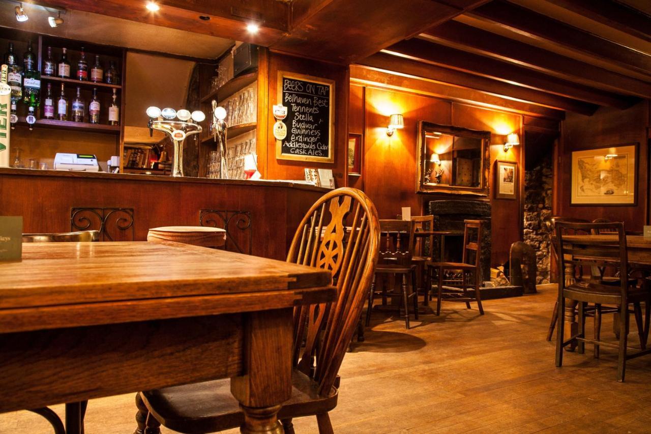 Отель The Cross Keys In Kippen Экстерьер фото